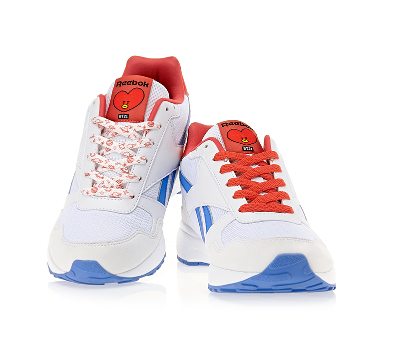 reebok shoes order tracking
